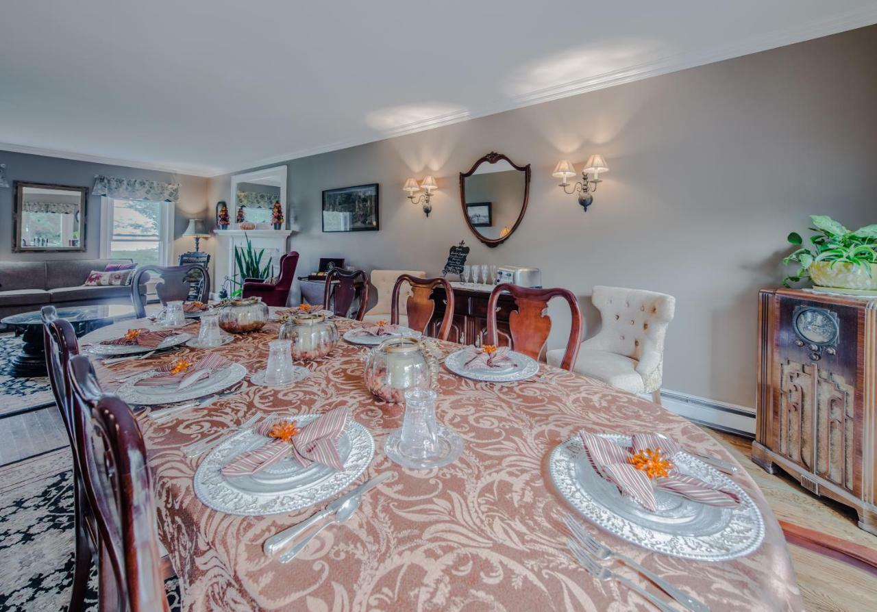 Above The Bay At Thornton Adams House Bed & Breakfast Plymouth Exterior foto